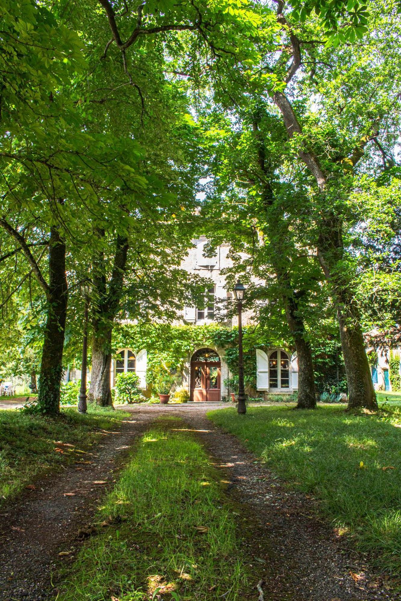 Chambres D'Hotes Dans Une Maison De Maitre A 5 Min Du Centre De Nérac Exterior foto